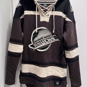 47 Men's Vancouver Canucks Jersey-Style Hoodie